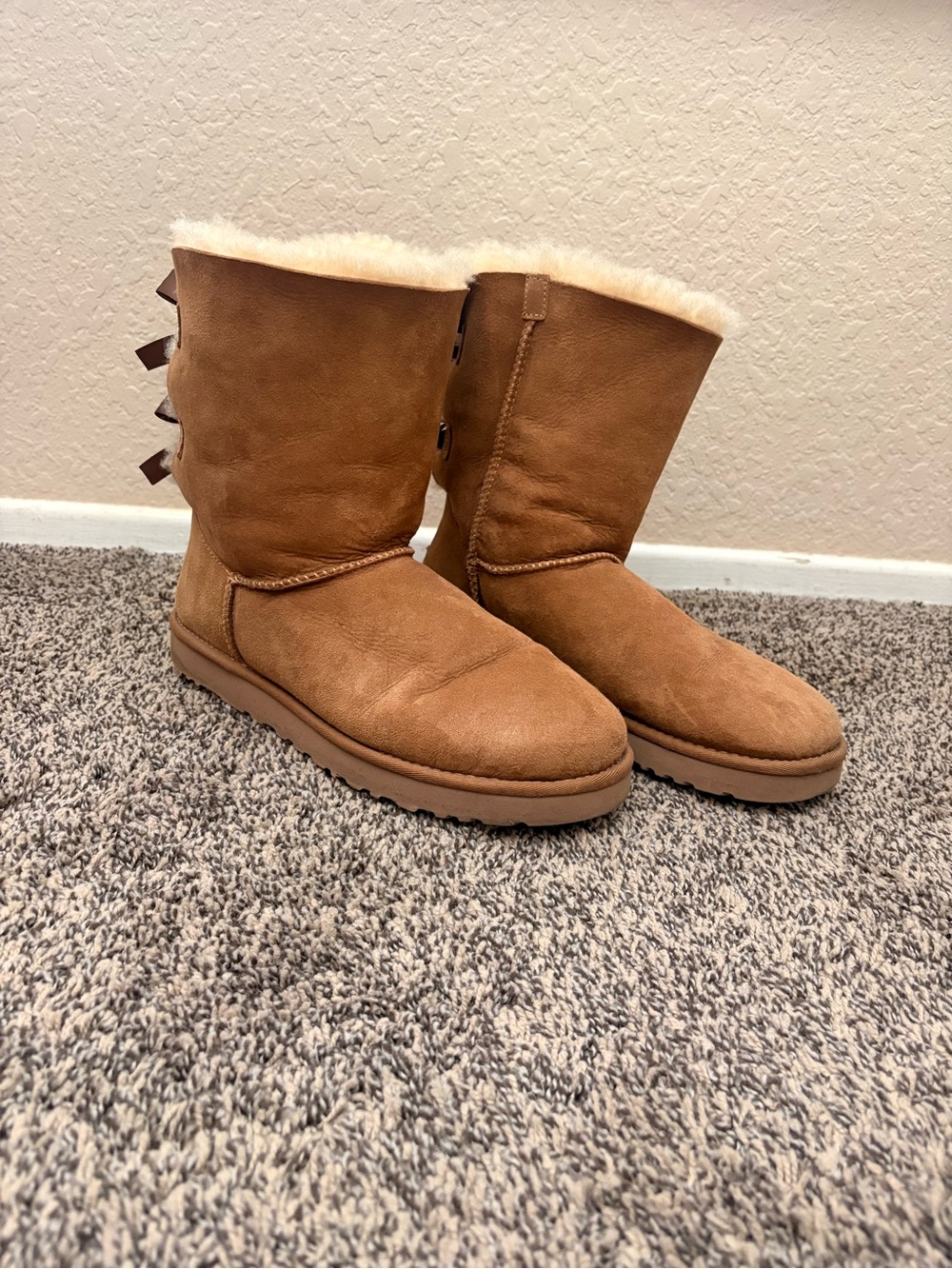 UGG Chestnut Brown Shearling Lined Winter Boots